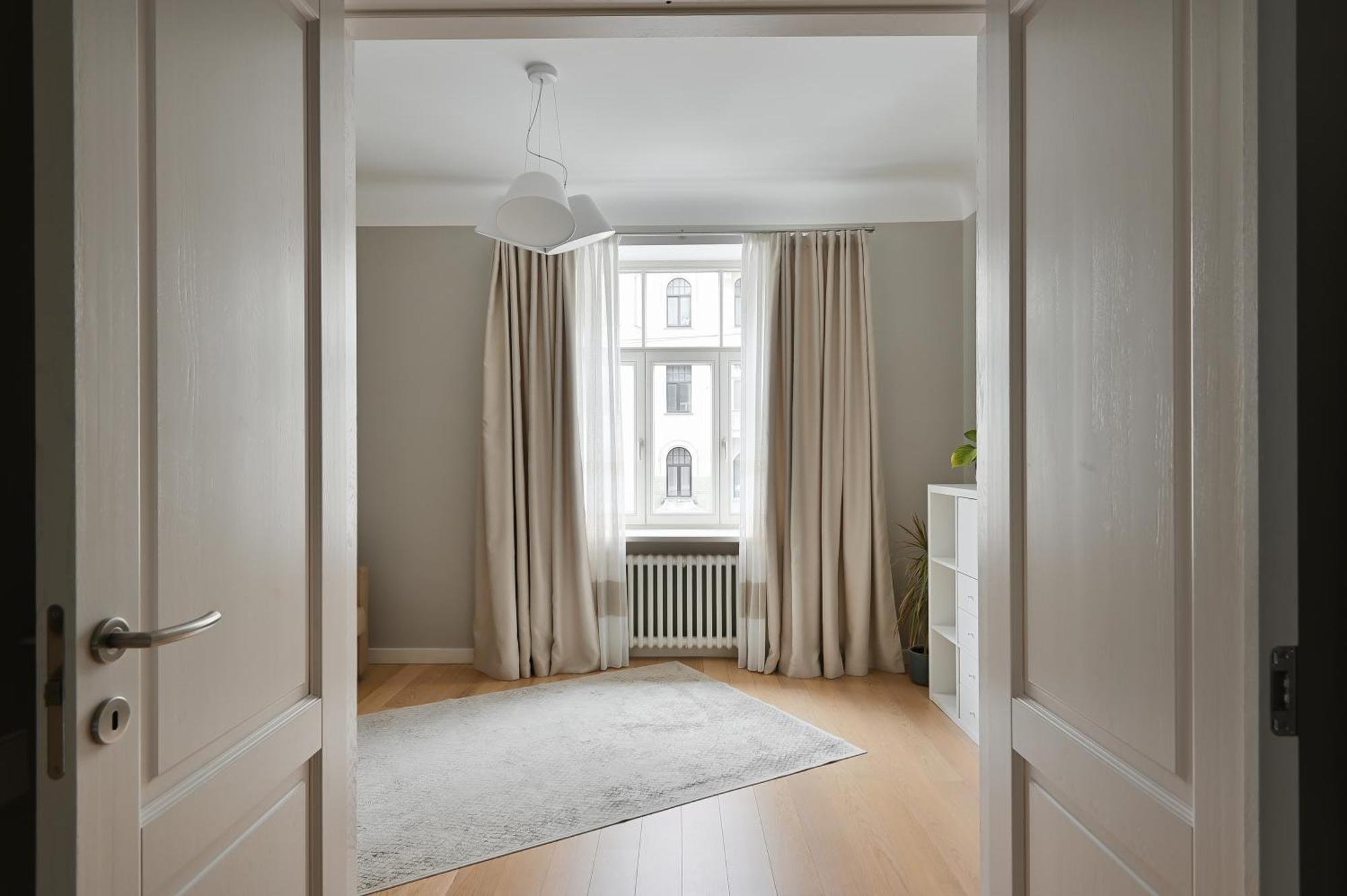 Modern 2-Bdrm Centre Apartment Riga Dış mekan fotoğraf