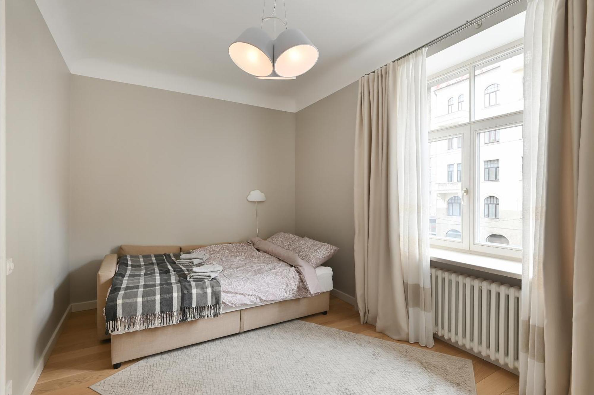 Modern 2-Bdrm Centre Apartment Riga Dış mekan fotoğraf